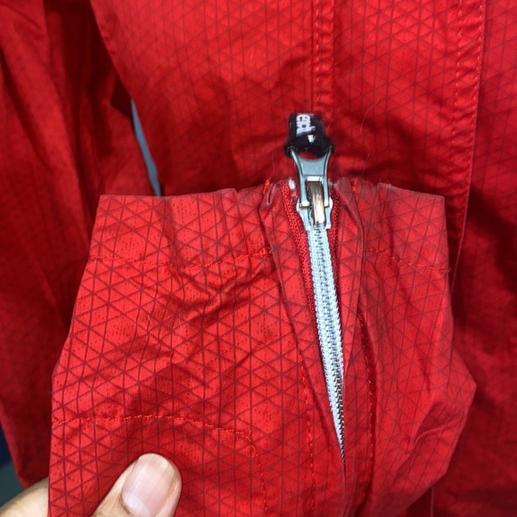 Bench light-weighted jacket size M - Picture 6 of 12